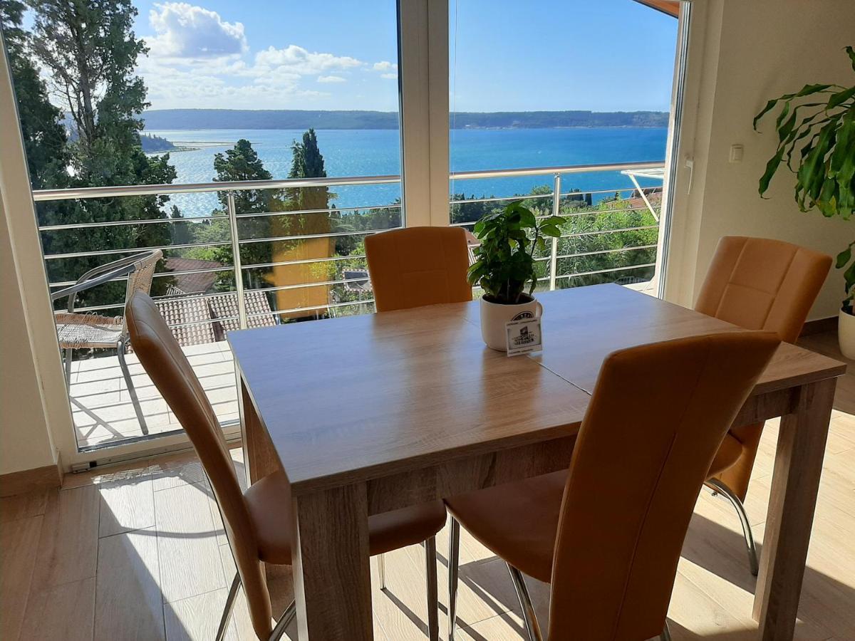 Red Rose Apartment Portorož Extérieur photo
