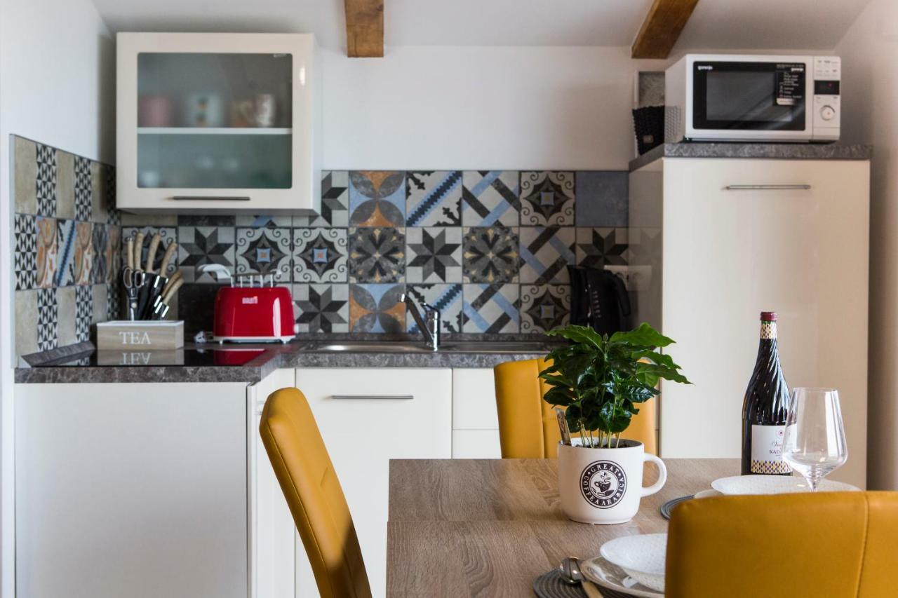 Red Rose Apartment Portorož Extérieur photo