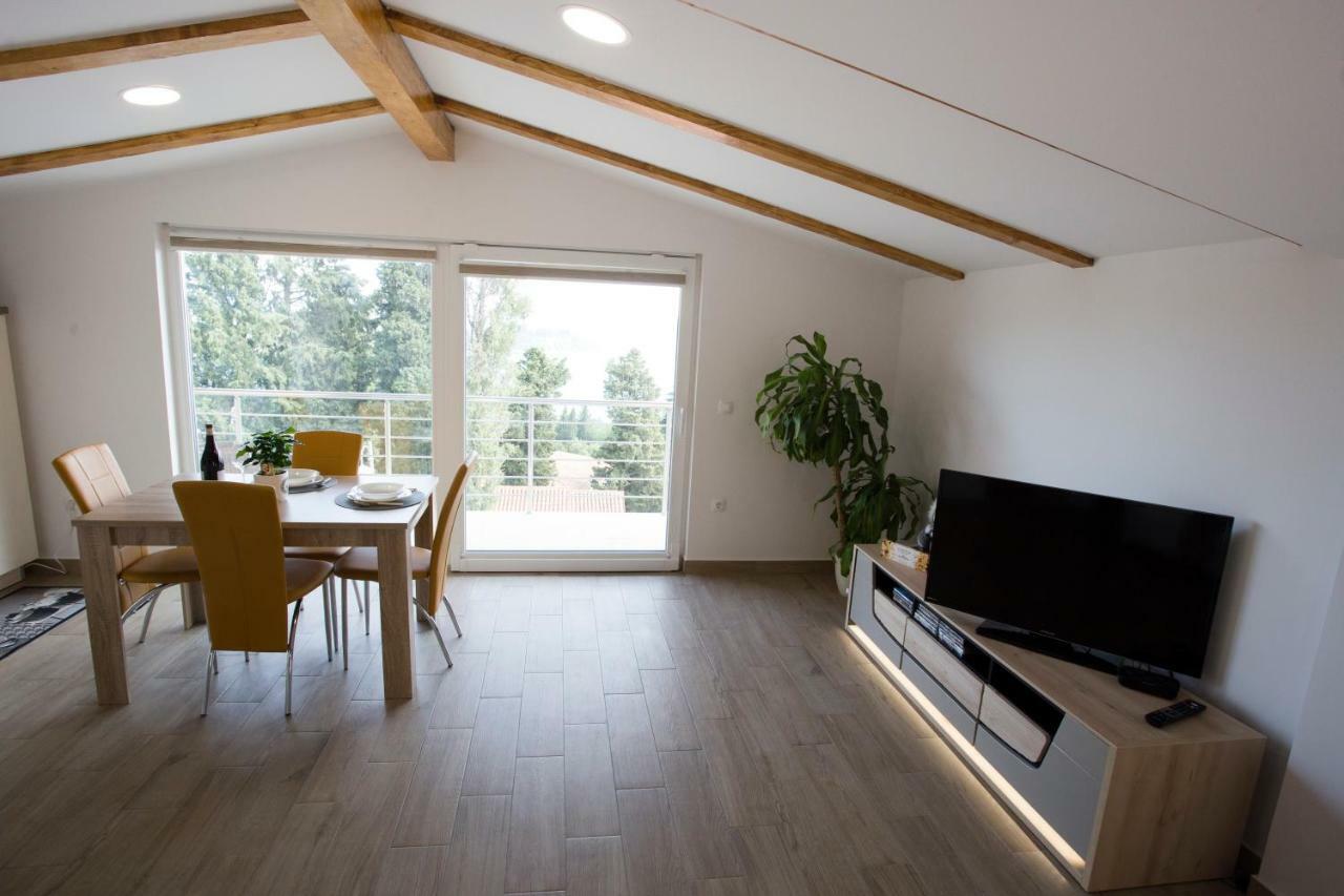 Red Rose Apartment Portorož Extérieur photo